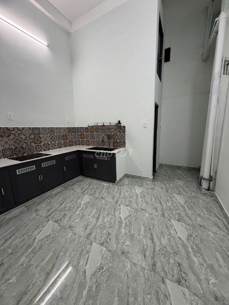 Rent the entire alleyway near Tầm Vu Park in block D.