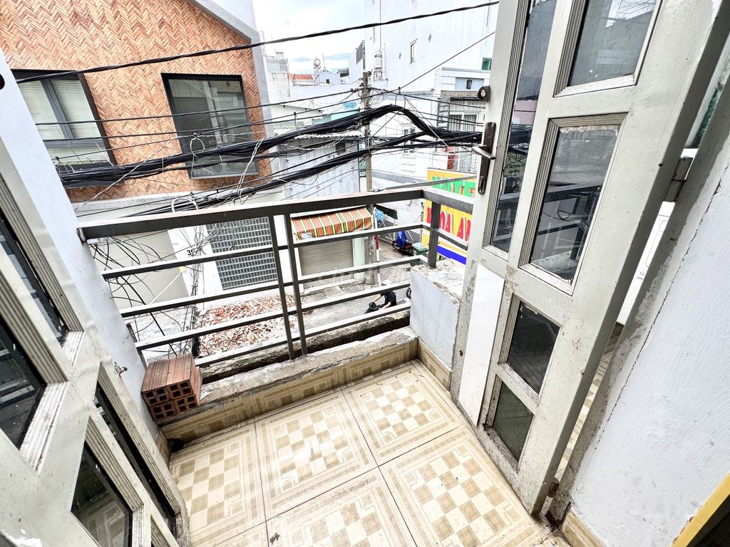 empty new room balcony/ open window