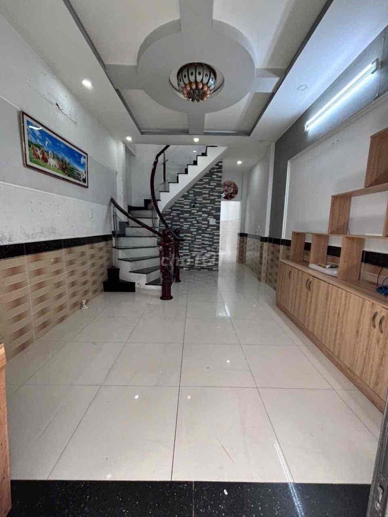 Rent the entire alley 25 Bùi Quang Là. Sybase 12.Gò Vấp area.4 x1