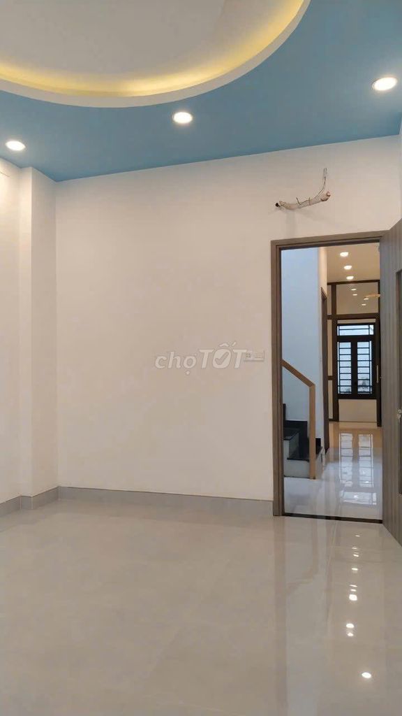 Renting Võ Thị Sáu Q-3 cash.