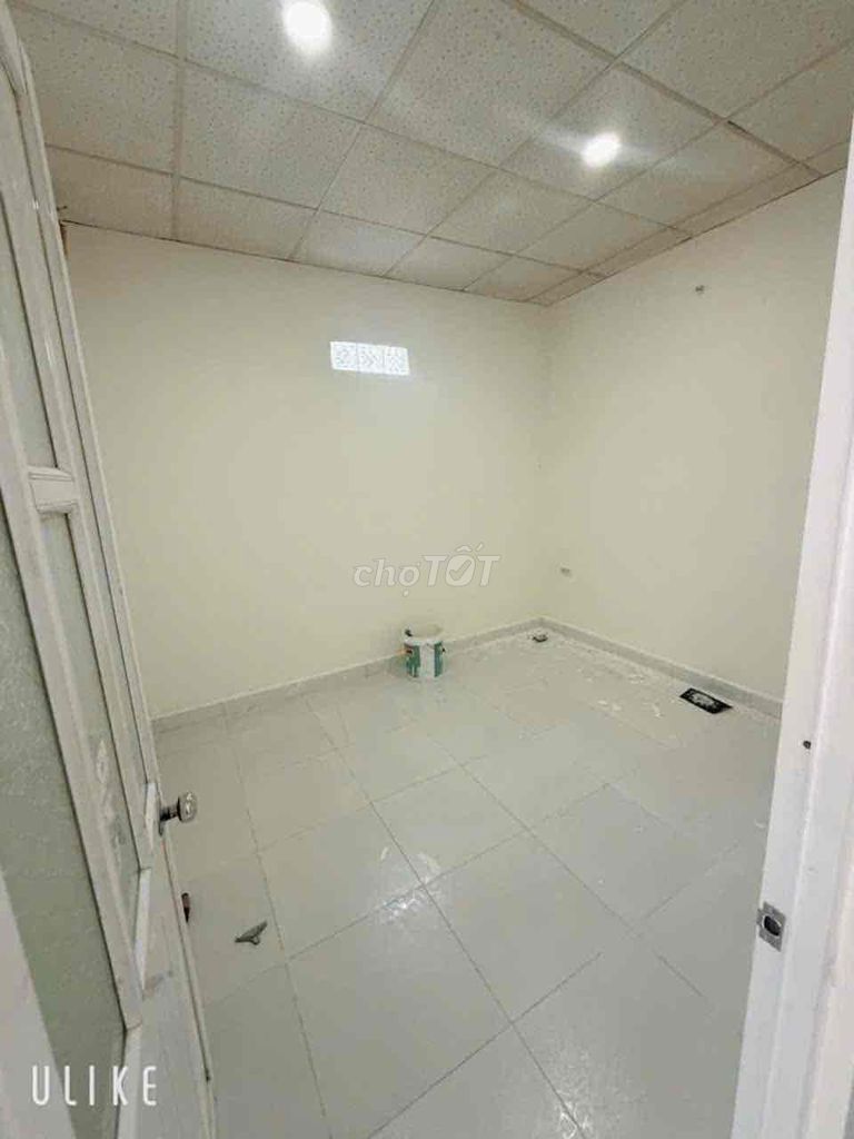 1 st 1 st floor - 2 bedroom + 2 toilets