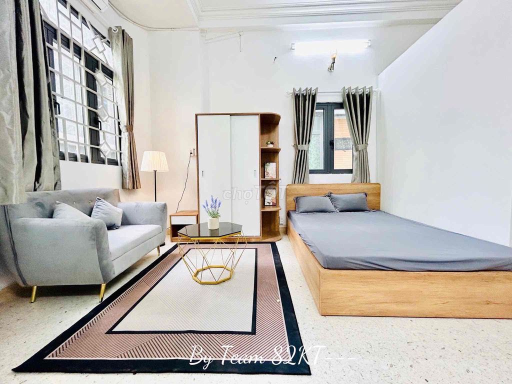 Studio apartment is full of furniture, balconys, 4 Phú Nhuận falls.