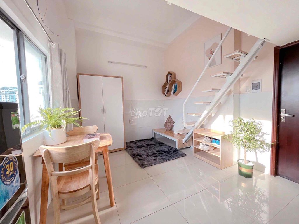 The apartment is a lovely window - 4 million3