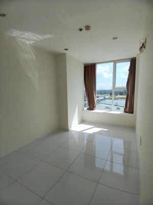 Two bedrooms two-61 m- Khan rare 6 million-4 with refrigerators, hot water.