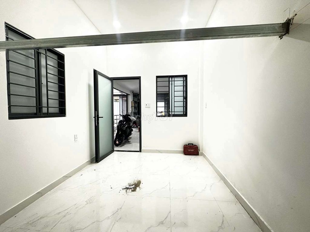 The motel has Tân Phú district guard.