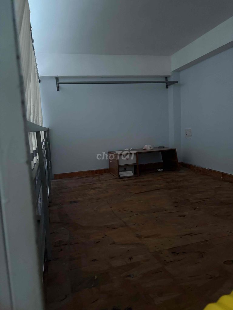 Pass Room