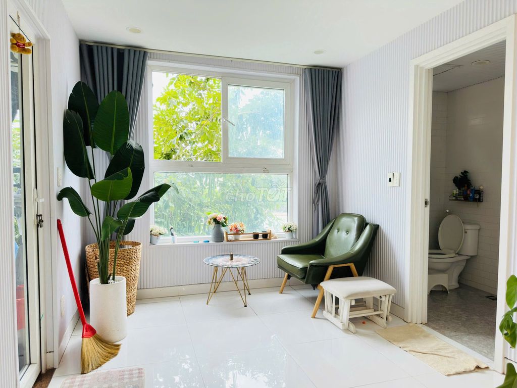 The owner rents Chung cư Phúc Yên - 130 meters2, 3 bedrooms, Full interior
