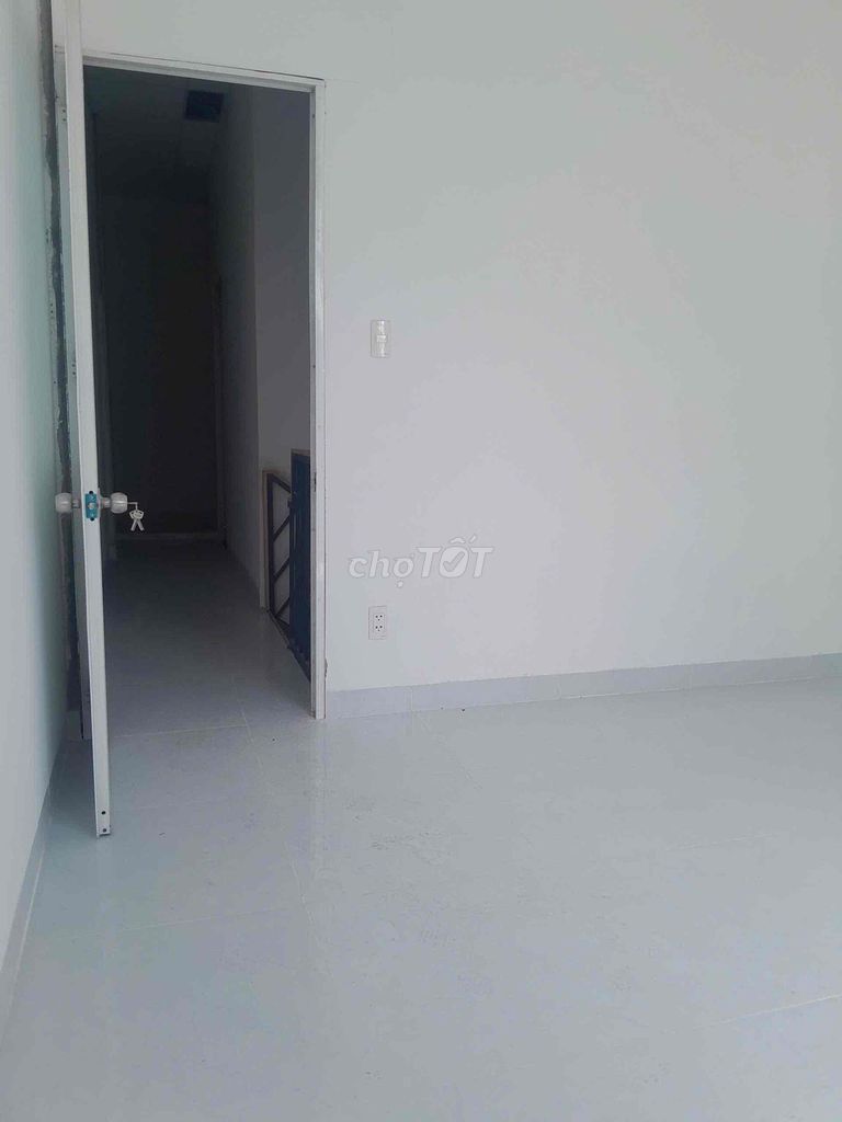 Rent a nice new house near the hbc Thủ Đức Railway.