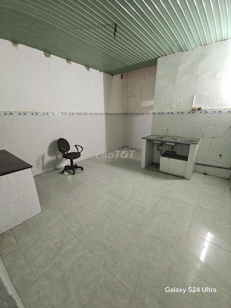 Rent a house near Gio Fun 440 meters (7 m) bedroom 7 meters car access