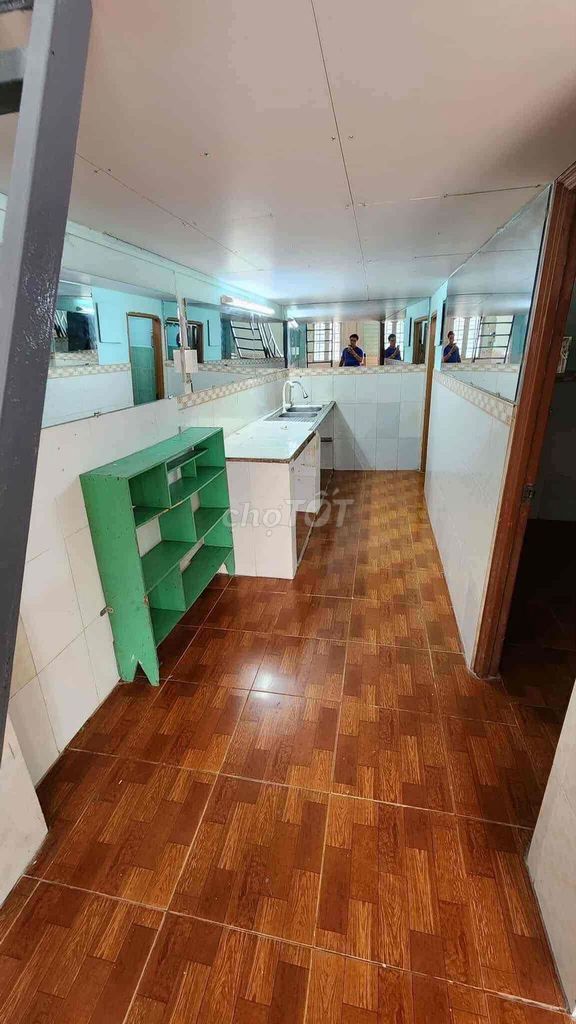 Rent an 256/ Dương Quảng Hàm Gò Vấp alley