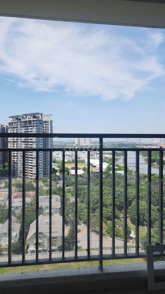 Rent Sunrise Riverside, 3 bedrooms, 17 million, full interior in shape