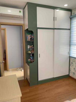 Rent a three-room corner of a two-room apartment full of fancy pieces of furniture at Dream Home District 8