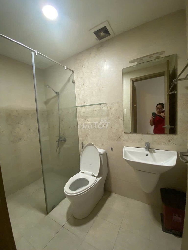 Renting Riva Park, 504 Nguyễn Tất Thành District 4, 85 meters2, 2 bedrooms, 16 million.