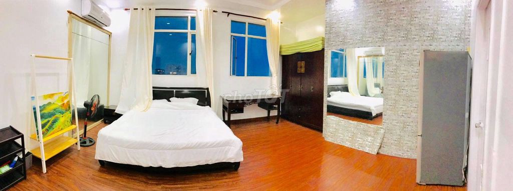 Rents the sagon pivillon District 3 – 100 M2 3 bedrooms - 40 million a month.