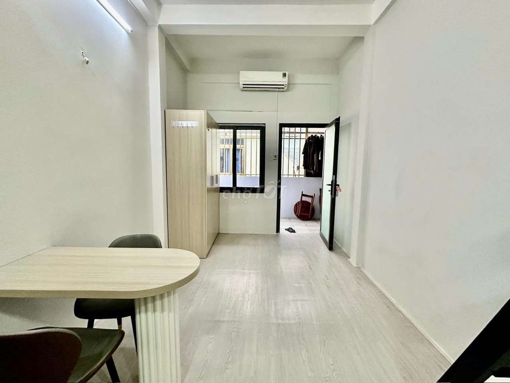 Rent GRI Gò Dầu super-globs - full interior near tsn airport