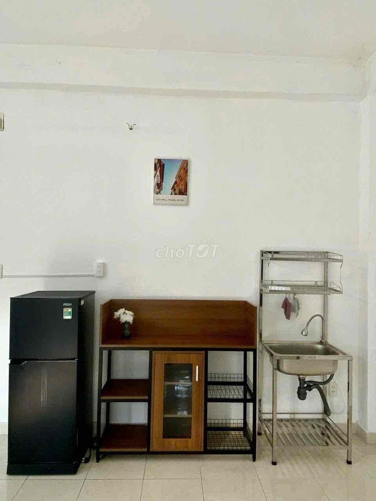 The balcony studio is available - near ueh vhu