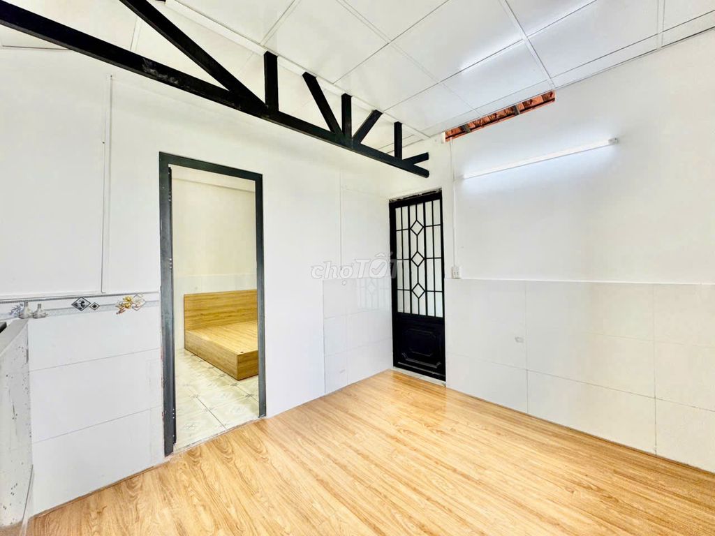 A sunburning kitchen room, private washing machine, Tân Sơn.