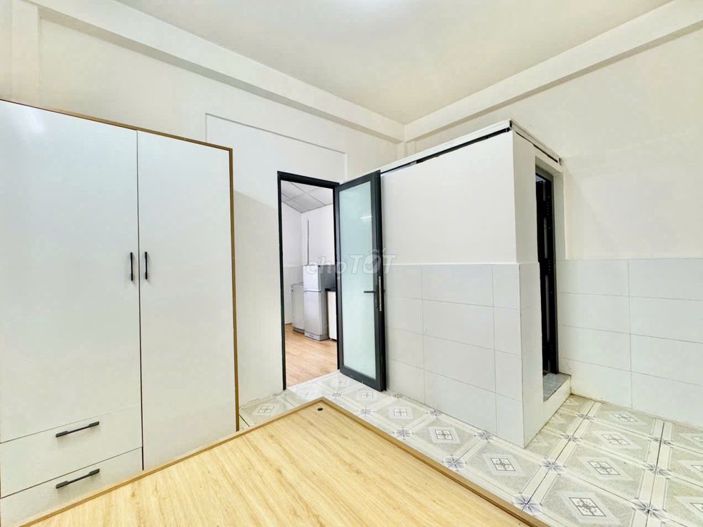 A sunburning kitchen room, private washing machine, Tân Sơn.