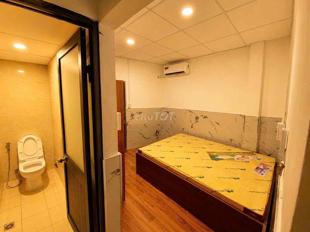 1 LEOA PEEO Full interior (Hoàng Sa_c_Pakical Text 2_T2)
