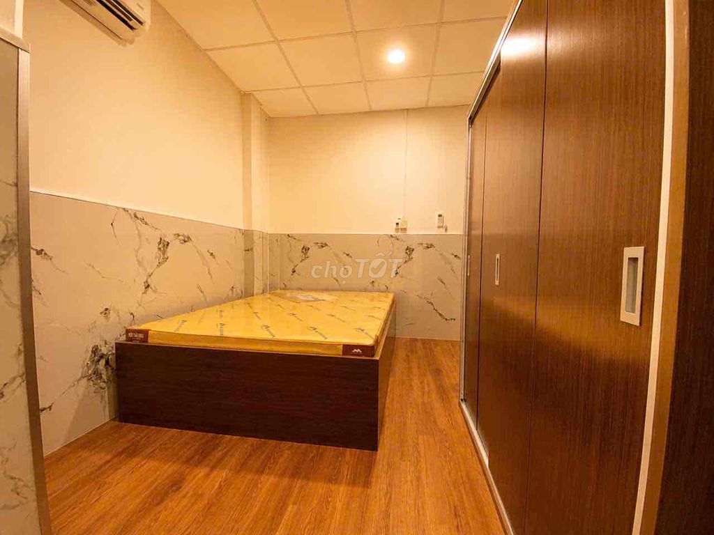 1 LEOA PEEO Full interior (Hoàng Sa_c_Pakical Text 2_T2)