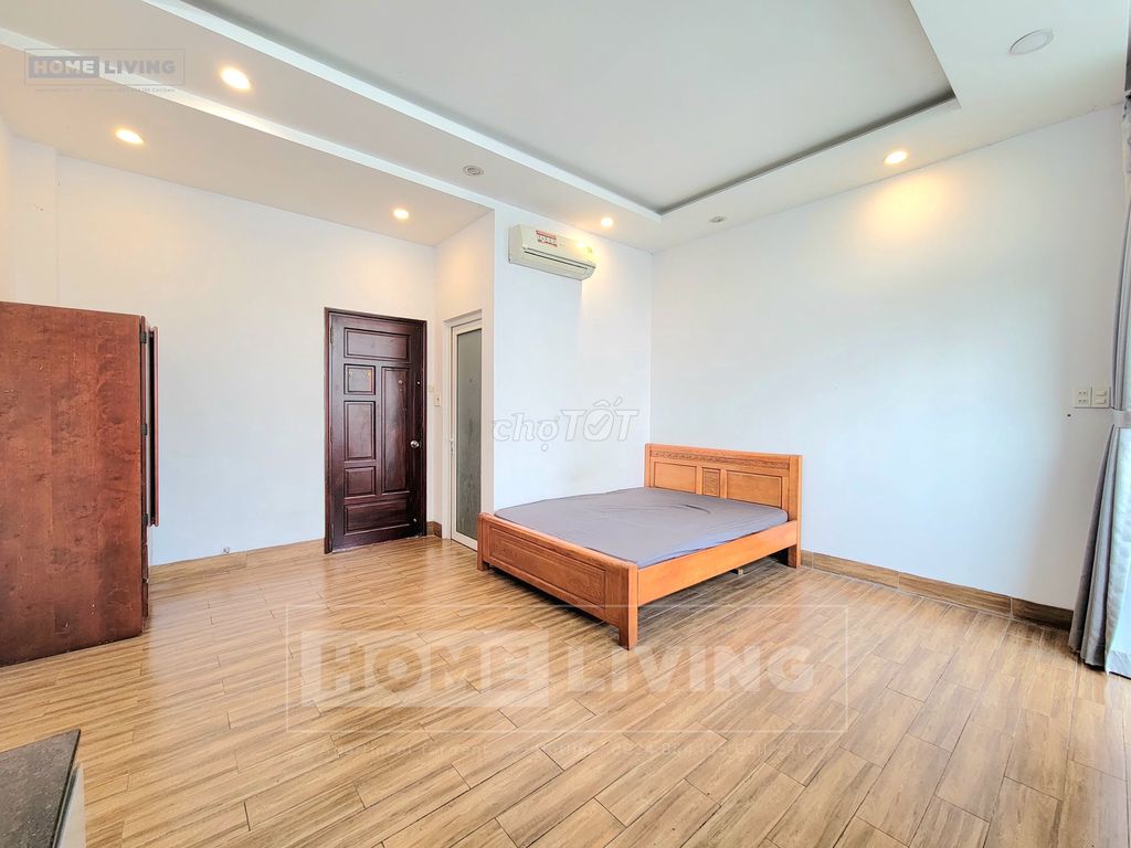 Make up the rent room right now.