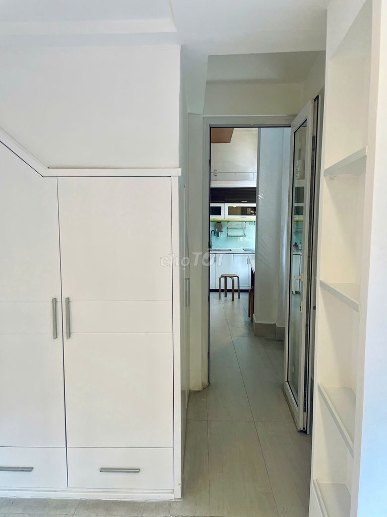 It's the owner who rents Dupxx 36 meters, two bedrooms, a full interior near University cn 4