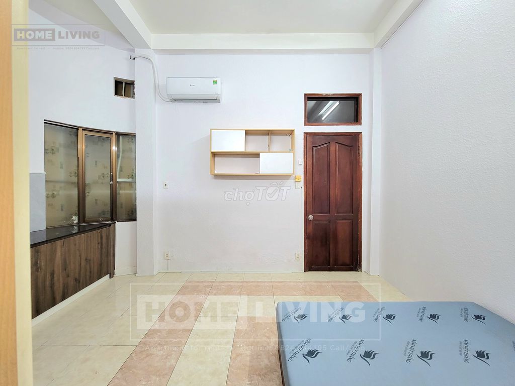 Rent the studio room full interior right behind Gimal Phạm Văn Đồng.
