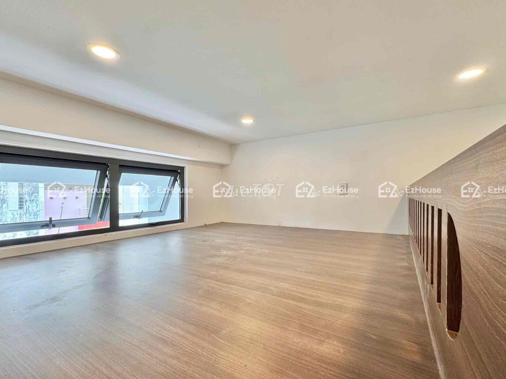 The new building interior is Vườn Lài
