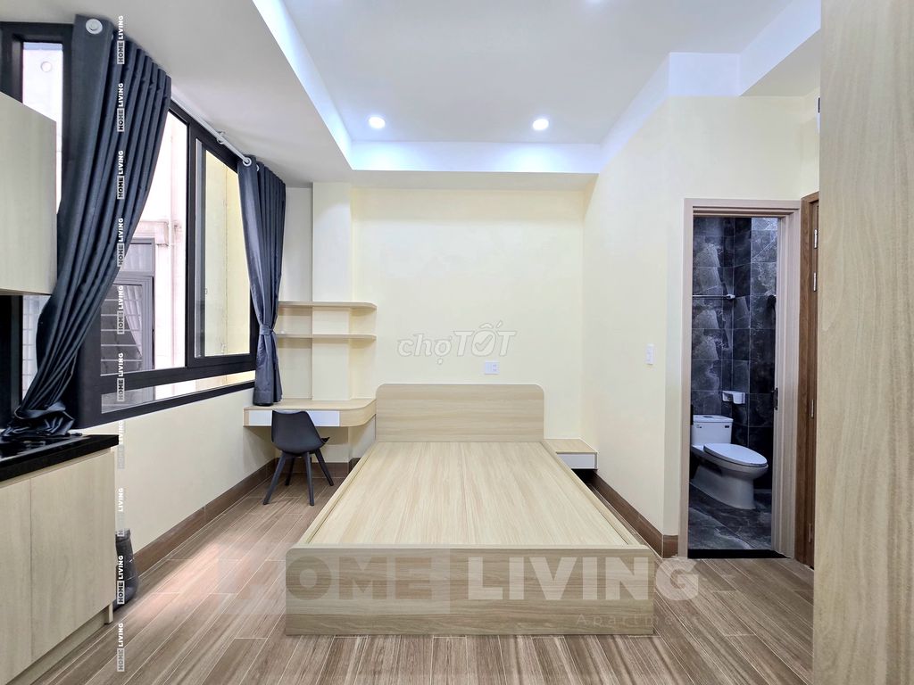 The studio service apartment is full of high-end furniture at the foot of a favorable price.