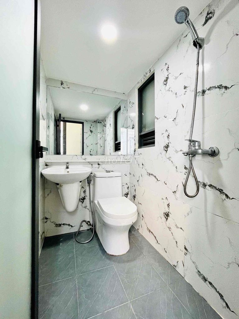 New Advanced Office Builds Bùi Đình Tuý Rights Bình Thạnh