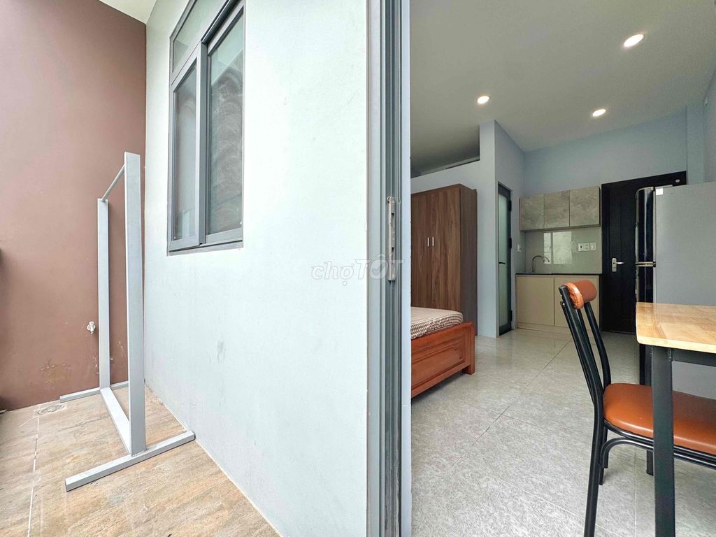 Studio Bancol- Full Seven House, Âu Cơ Roses.
