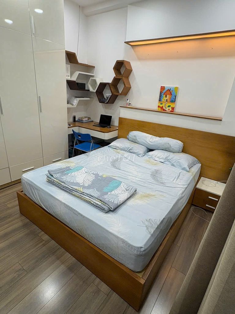 Need to rent out Chung cư Cây Mai District 11