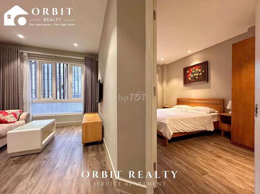The apartment is a full-size kitchen bedroom. Tô Hiến Thành wide open.