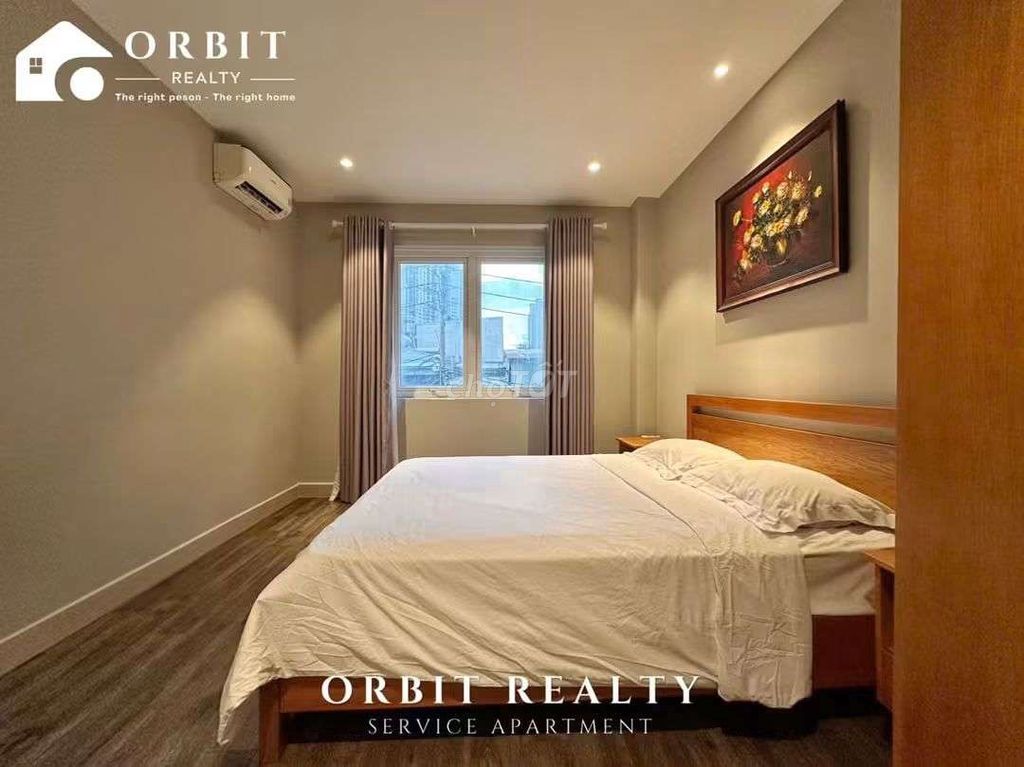 The apartment is a full-size kitchen bedroom. Tô Hiến Thành wide open.