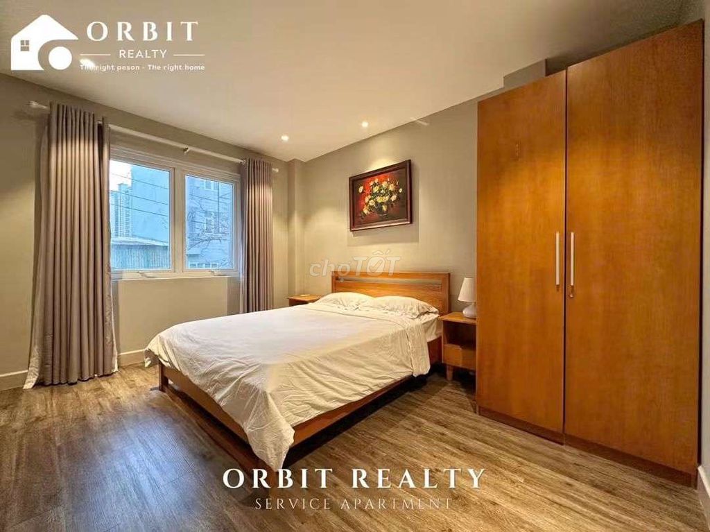 The apartment is a full-size kitchen bedroom. Tô Hiến Thành wide open.