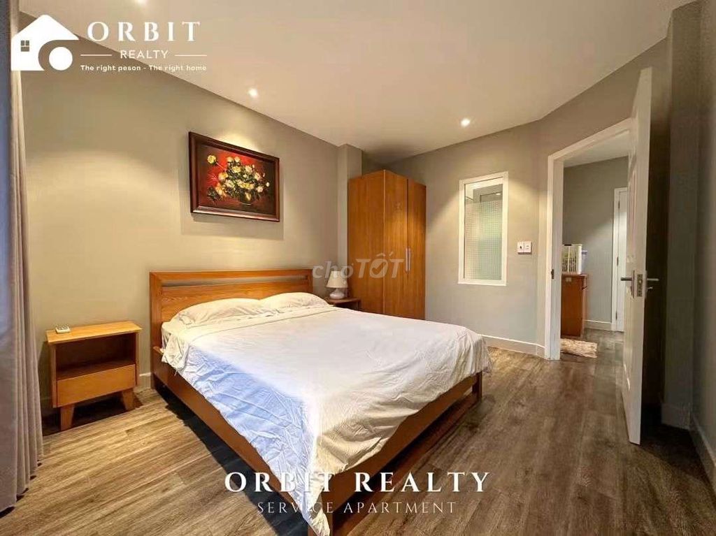 The apartment is a full-size kitchen bedroom. Tô Hiến Thành wide open.