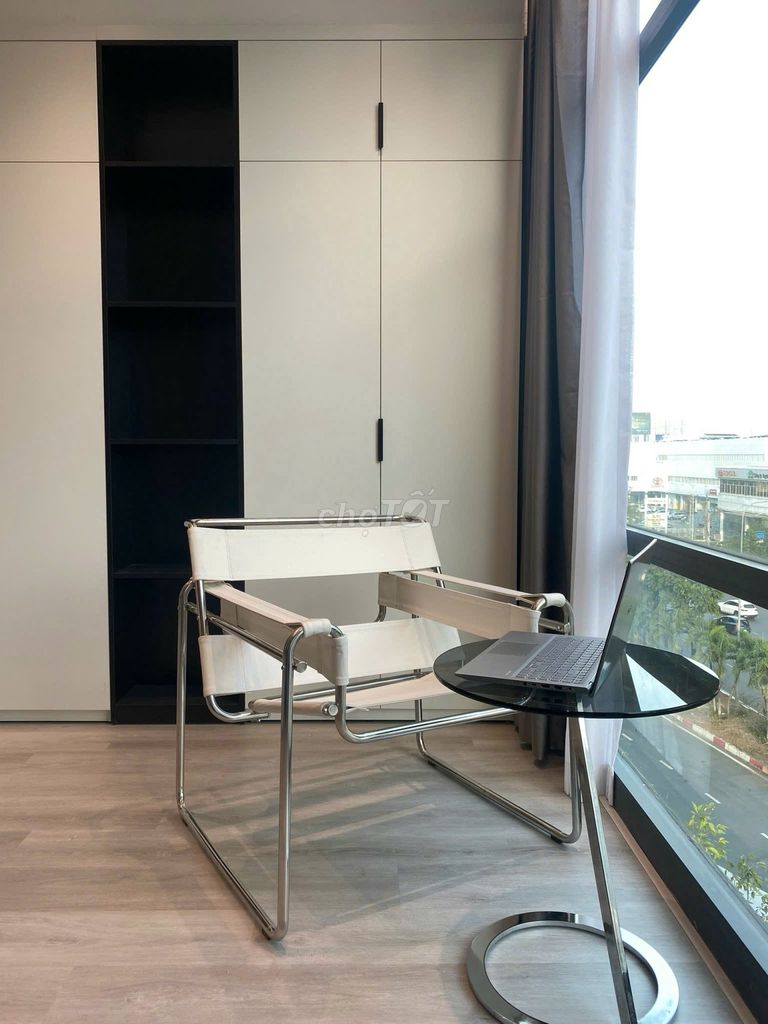 Rent a high-level apartment - 135 Nguyễn Hữu Cảnh, Bình Thạnh