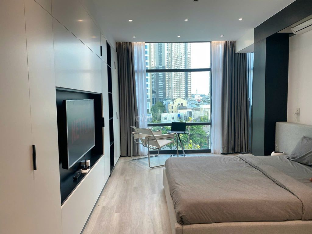 Rent a high-level apartment - 135 Nguyễn Hữu Cảnh, Bình Thạnh
