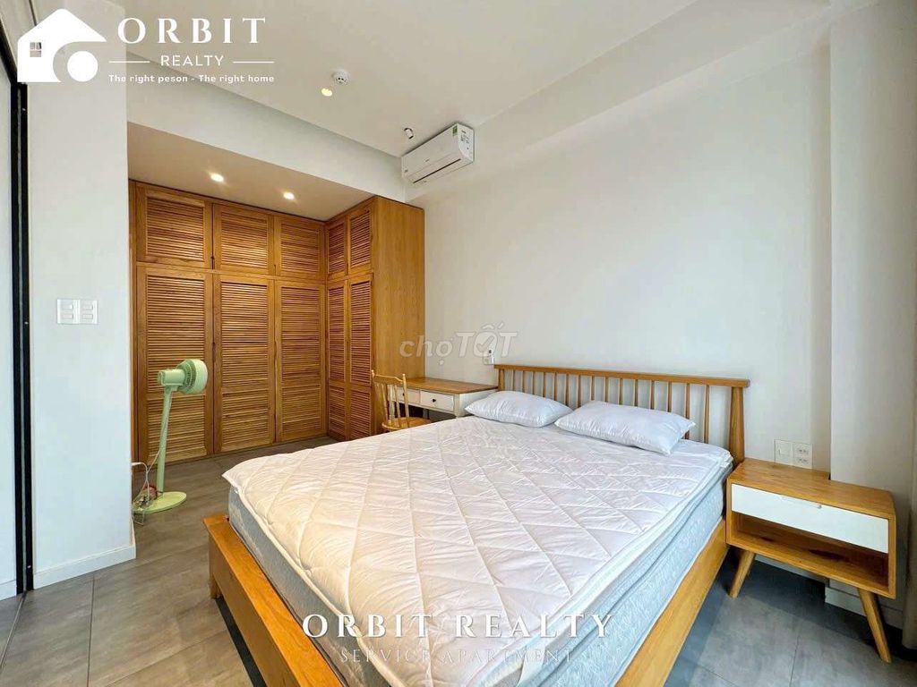 Room 1 bedroom. High-class living room. Airport. Full interior.
