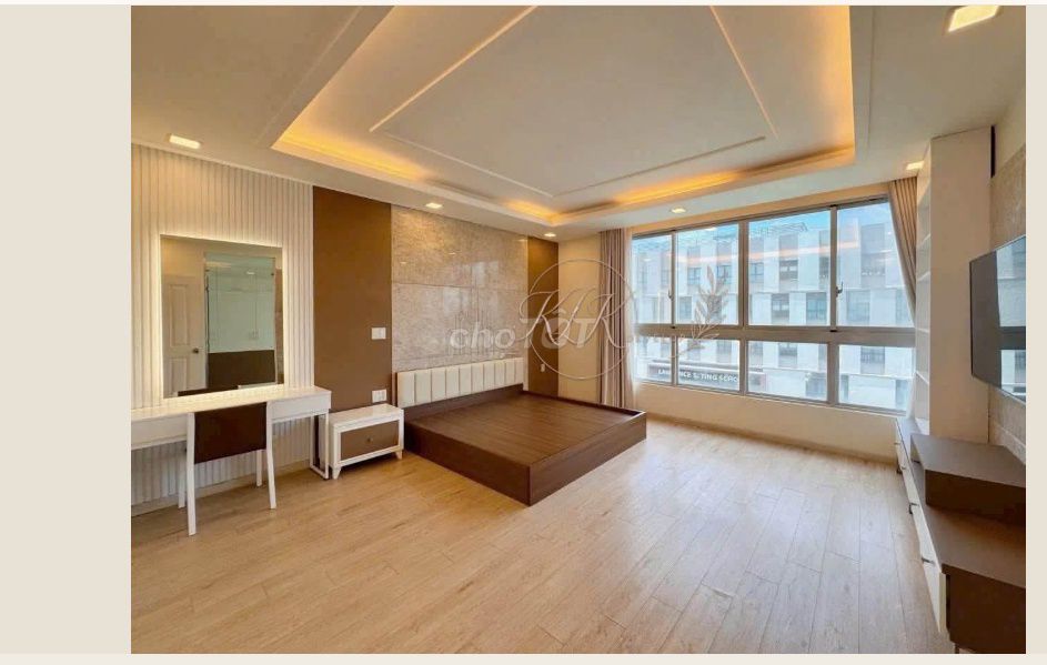 Rent De Capella, full interior