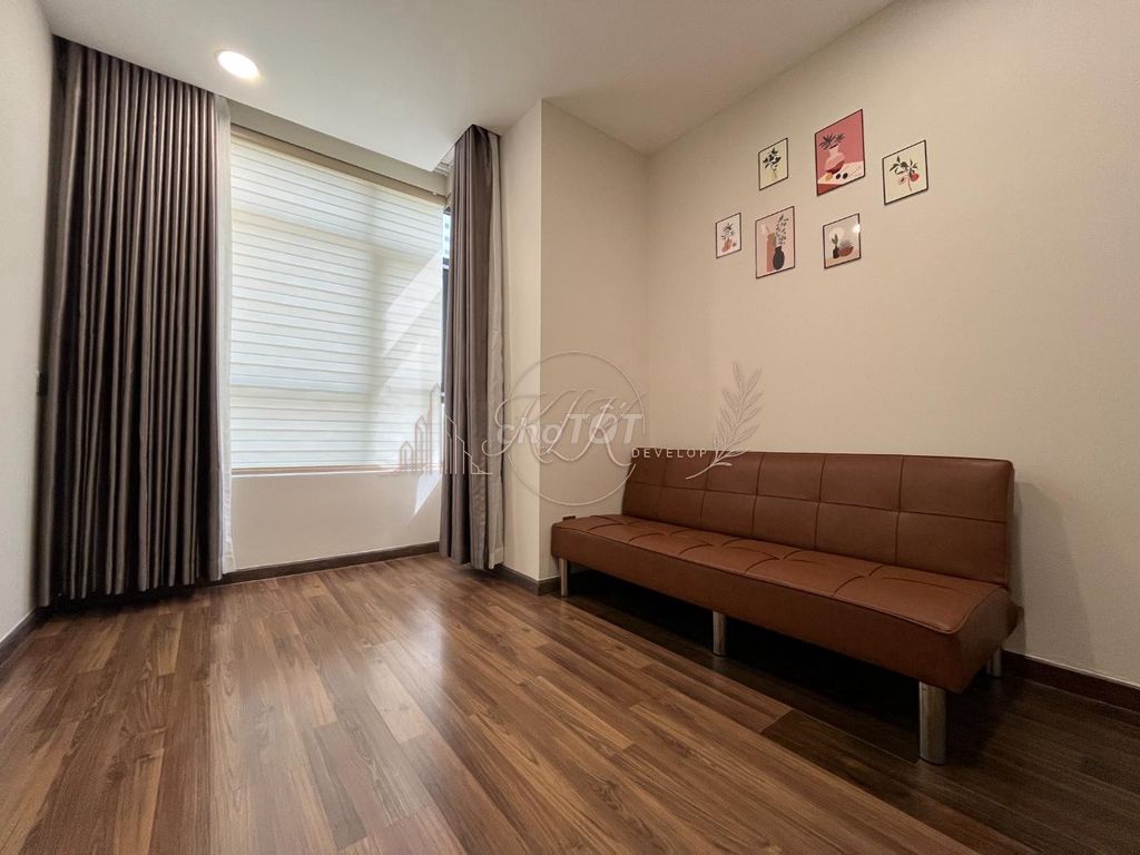 Rent De Capella, full interior