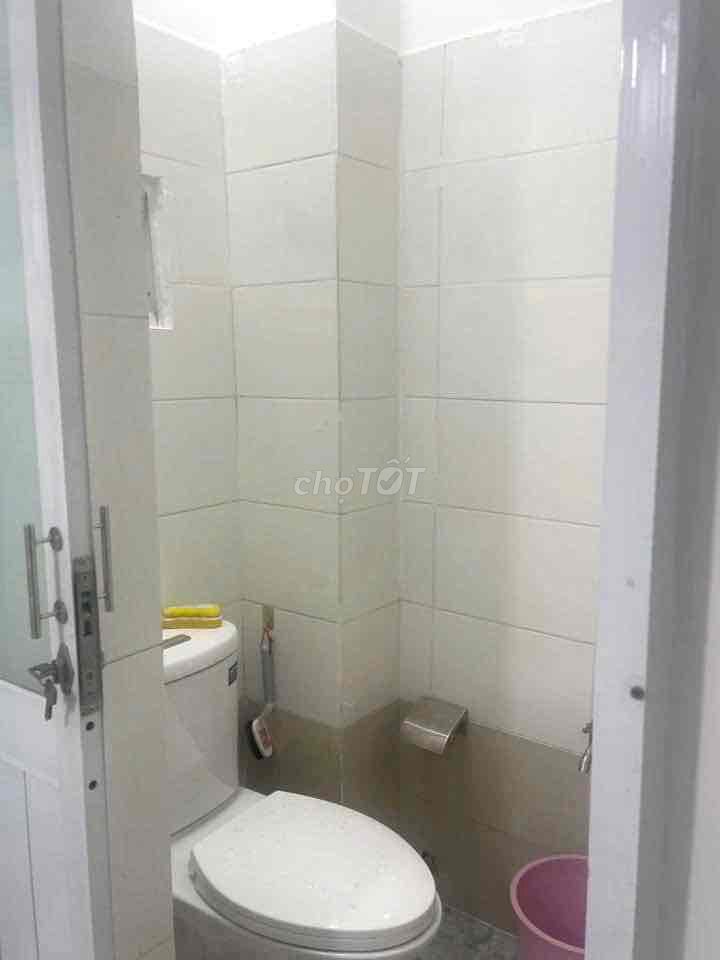 The floor of 3.5.15 M has two bedrooms.
