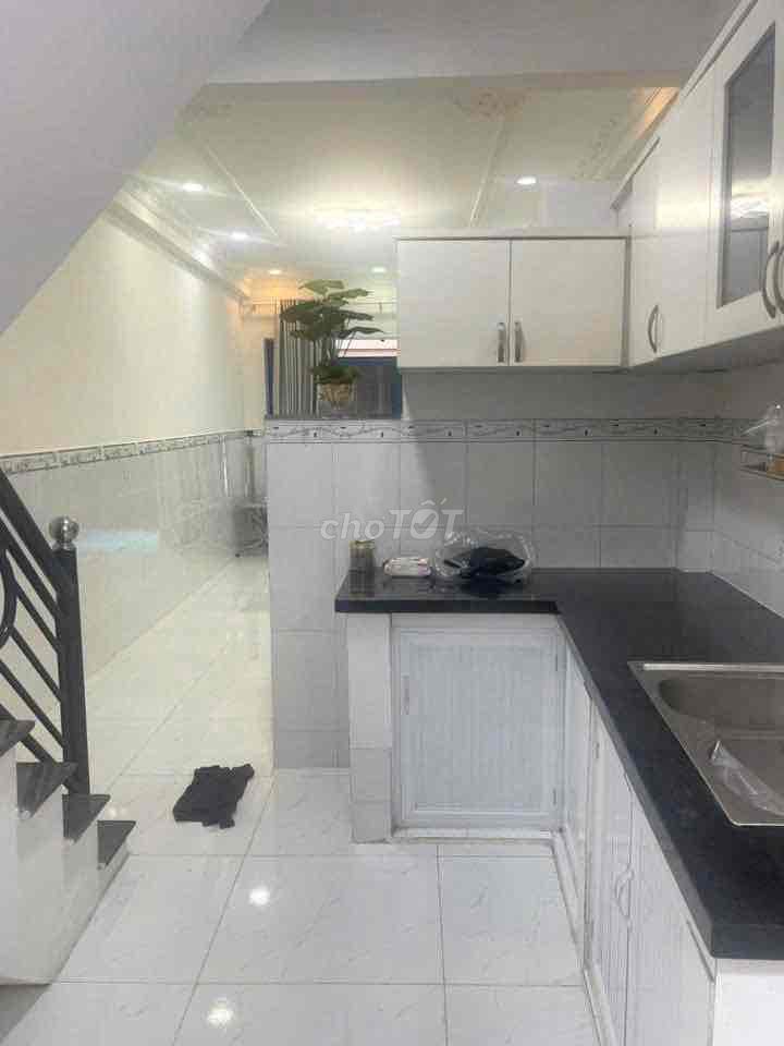 The floor of 3.5.15 M has two bedrooms.