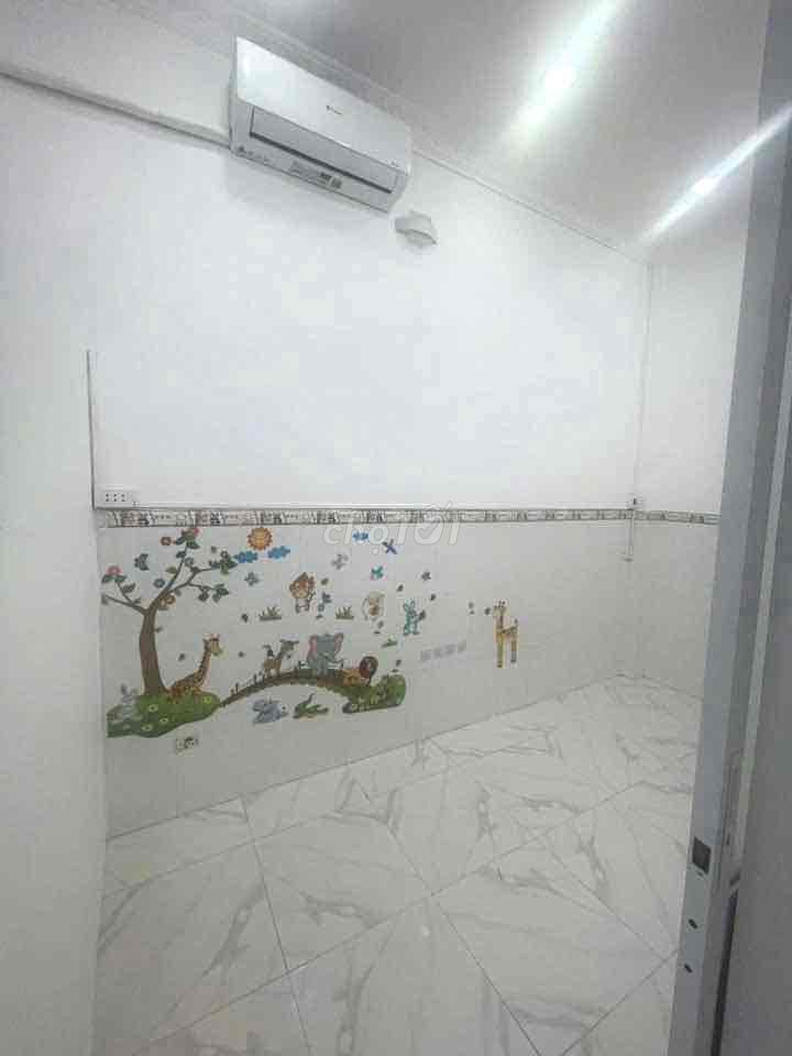 The floor of 3.5.15 M has two bedrooms.