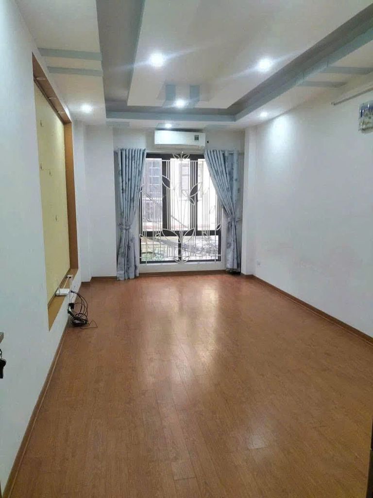 Private home 1/Phan Xích Long (94.9 m2) 2 bedrooms, Full interior, which is 14.5 million a month