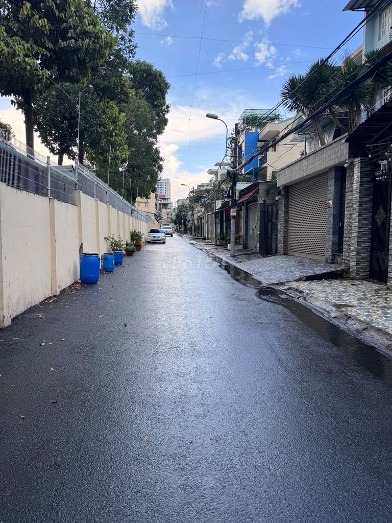 Rent cash houses, 7-meter alleys, suitable storage.