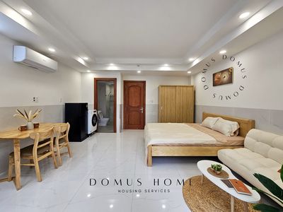 Let's rent an apartment right now. Kadc Jinshan is across from the University of Sun Win.