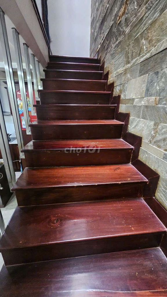 Rent an Mt 793 spring house.