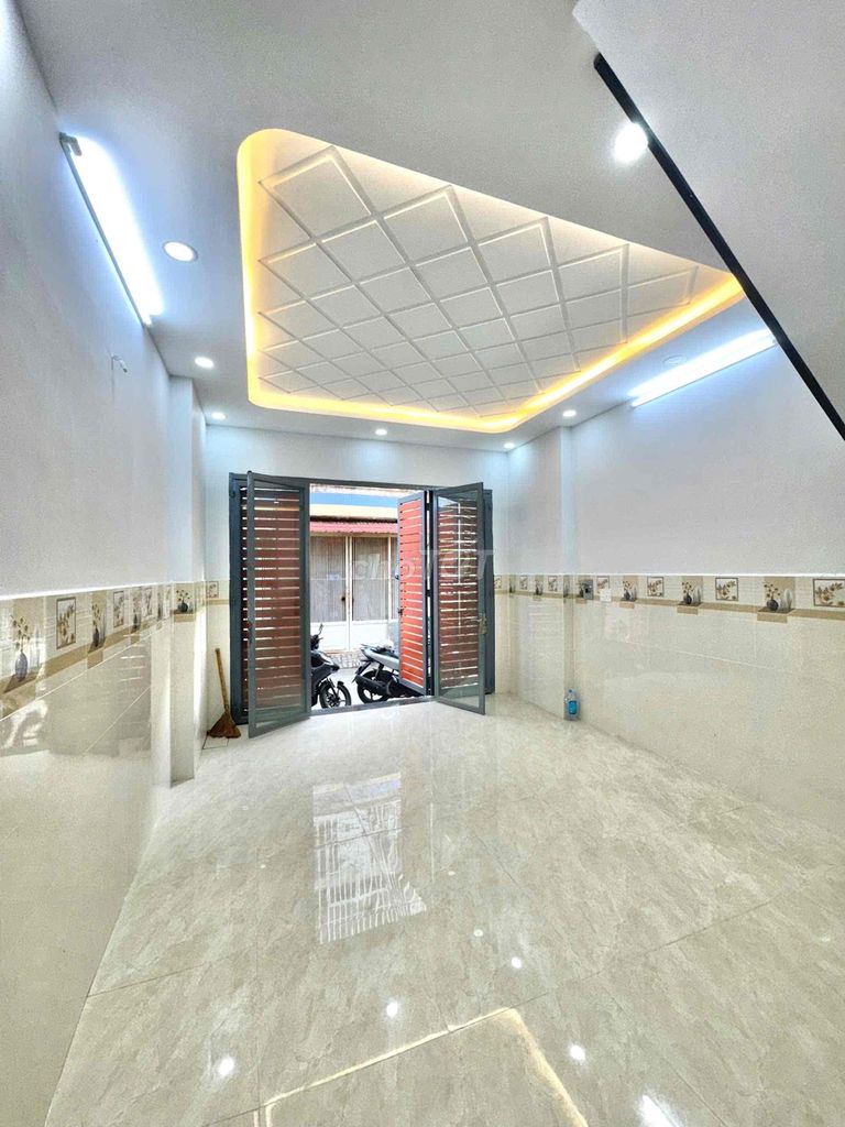 4 x 10 1 ground 1 floor 1 floor 2 bedroom 2 toilets - Chiến Lược street