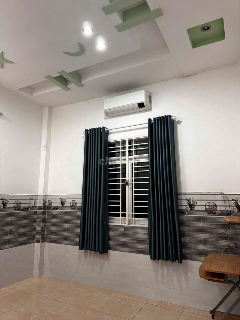 Two bedrooms, two bedrooms, Chuyên Dùng Chính.